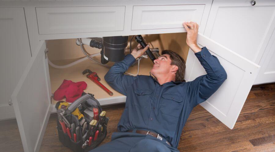Expert burst pipe repair services in Flynn, TX